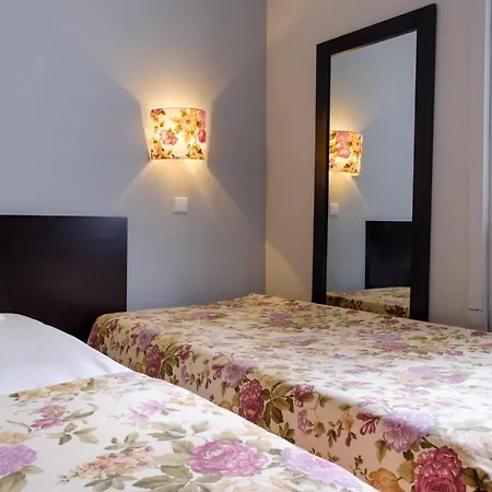 Catolica Otel